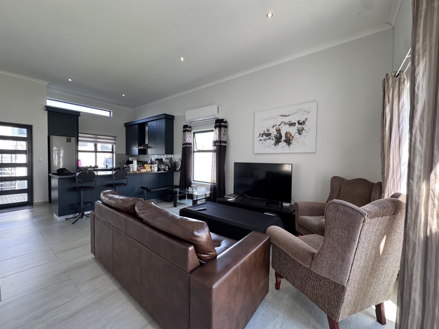 3 Bedroom Property for Sale in Sandown Western Cape